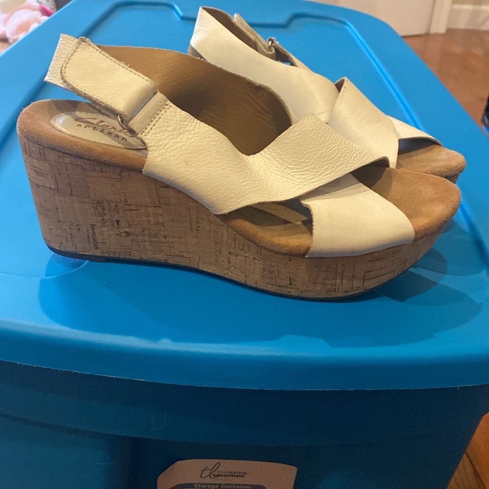 Clark white wedges